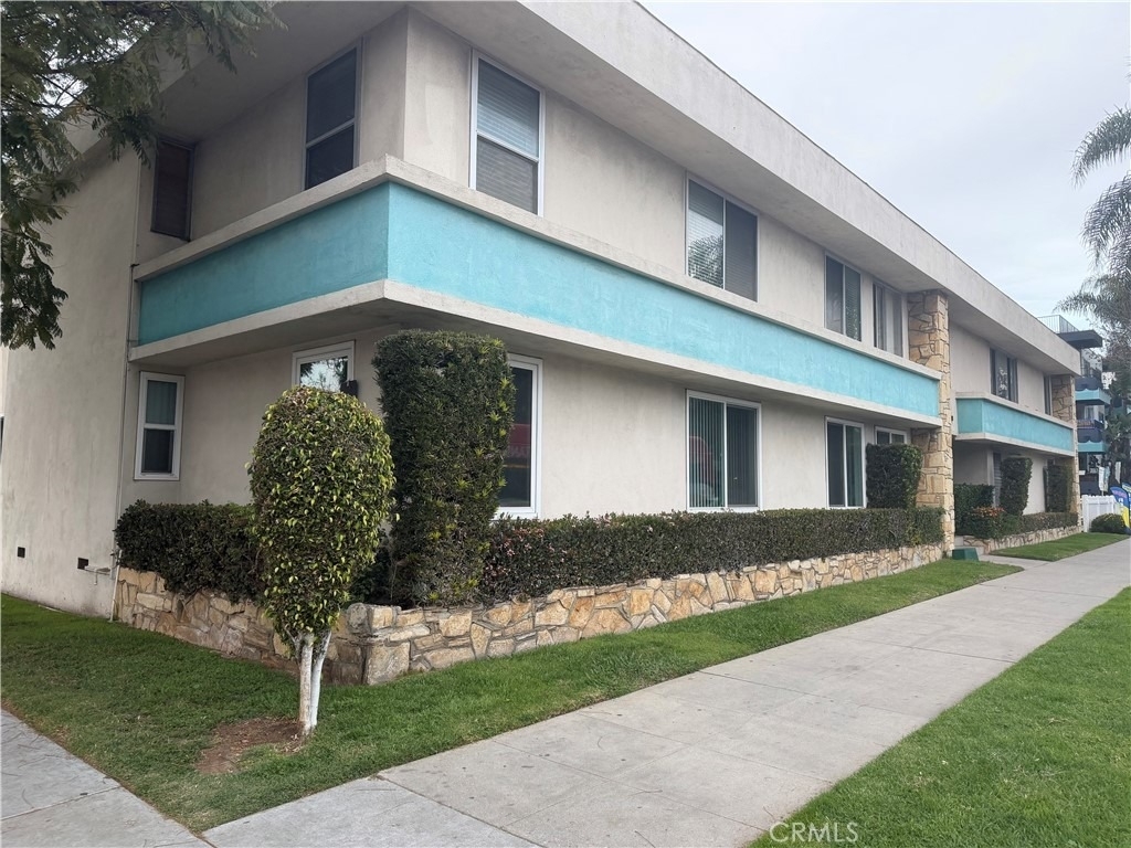 1101 Ocean Blvd - Photo 1