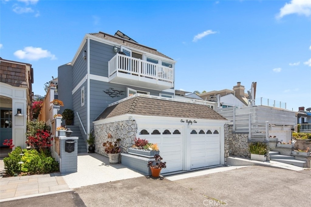 181 Sunset Terrace - Photo 1