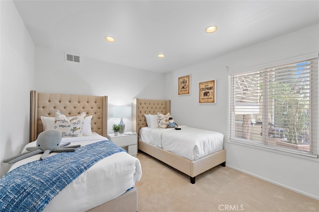 150 Cleo Street - Photo 22