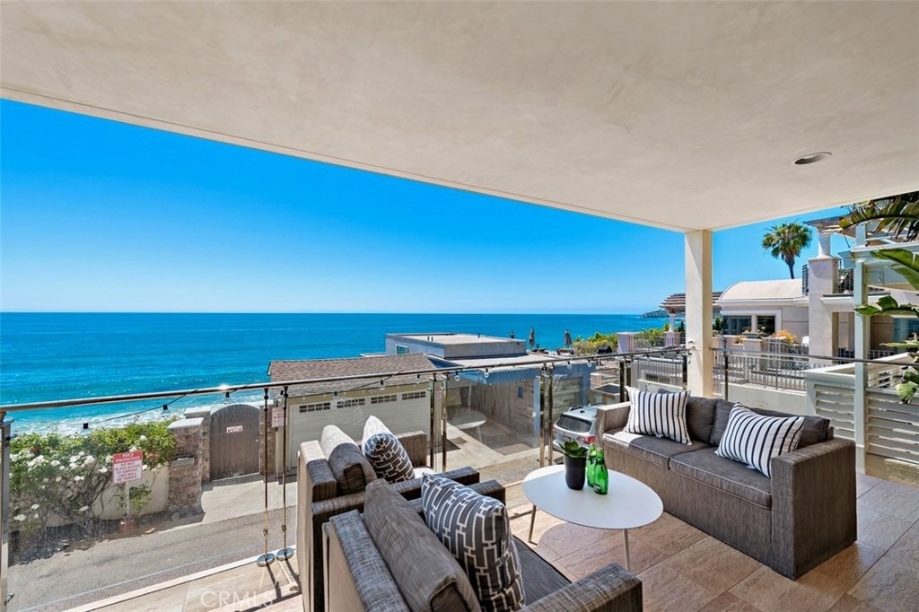 150 Cleo Street - Photo 1
