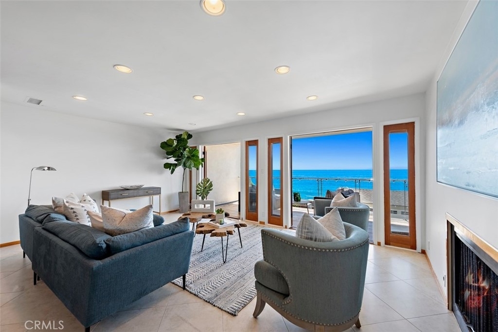 150 Cleo Street - Photo 11