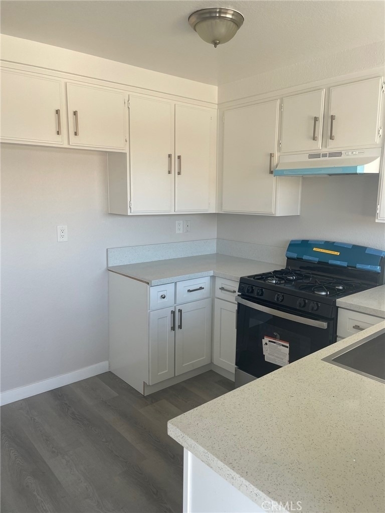 521 Courier - Photo 1