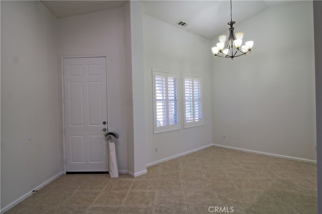 28422 Belleterre Avenue - Photo 1