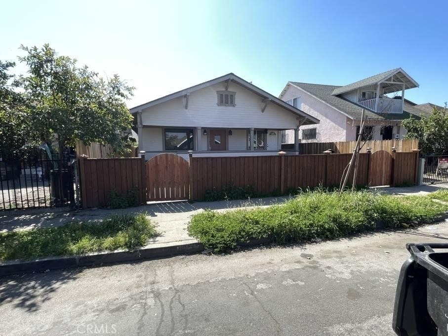 1346 E 43rd Pl - Photo 1