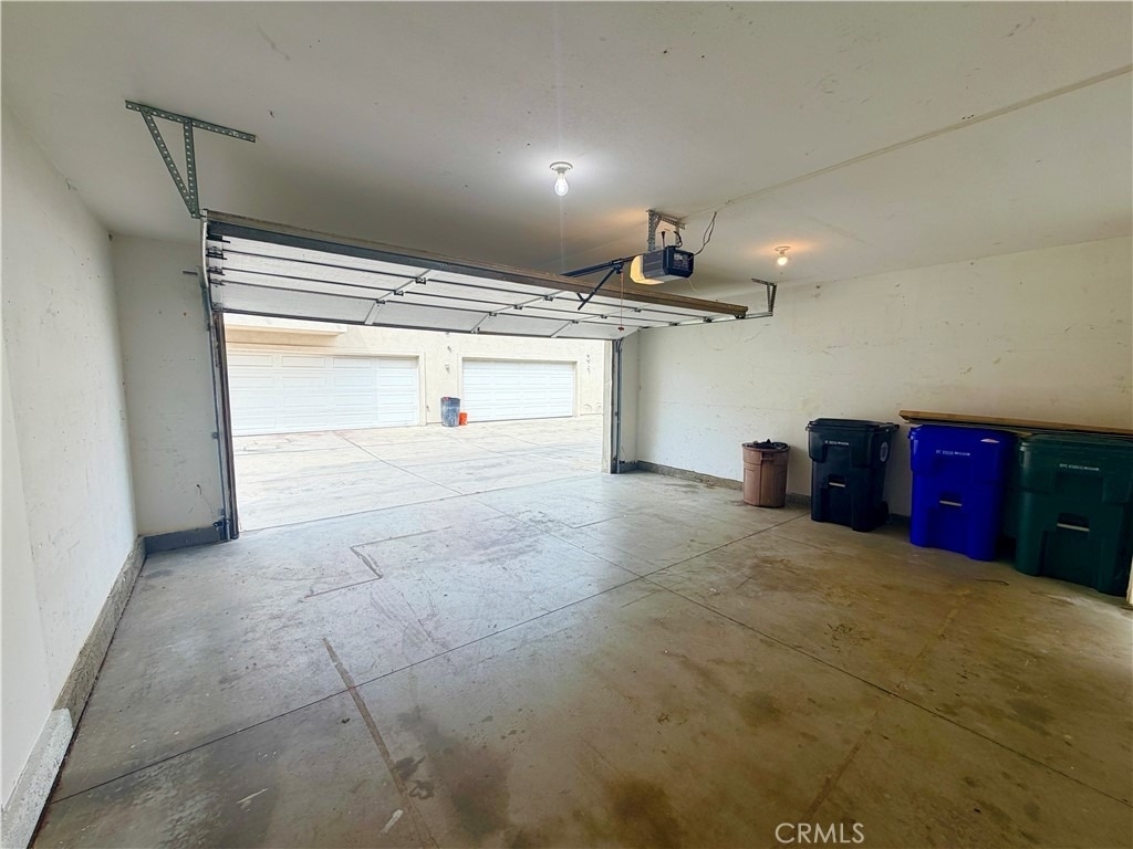 215 N Spruce Avenue - Photo 15