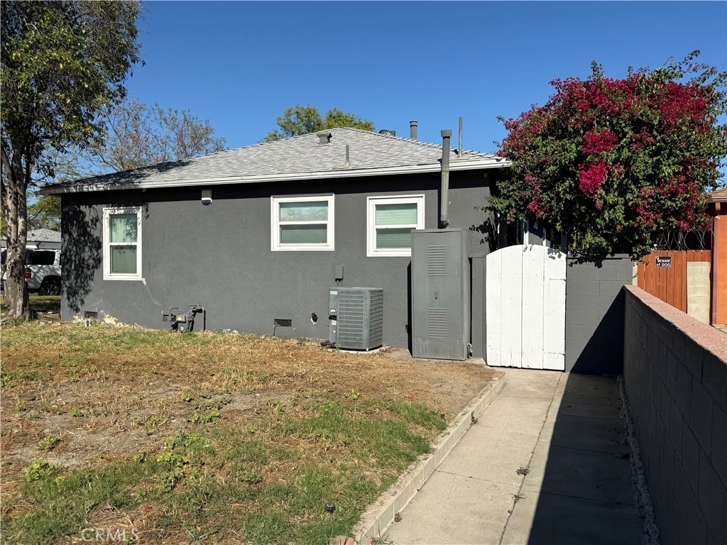 7358 Riverton - Photo 2