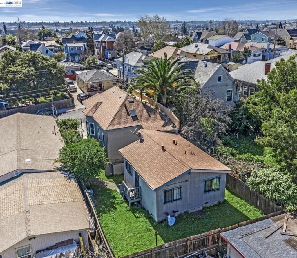 2422 E 24th Street - Photo 3