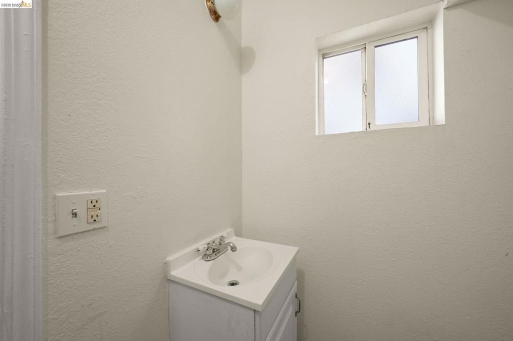 203 Bissell Ave - Photo 10