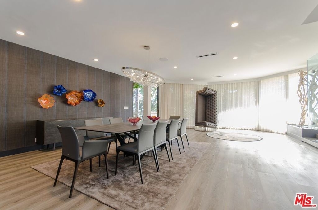 510 Leslie Lane - Photo 5