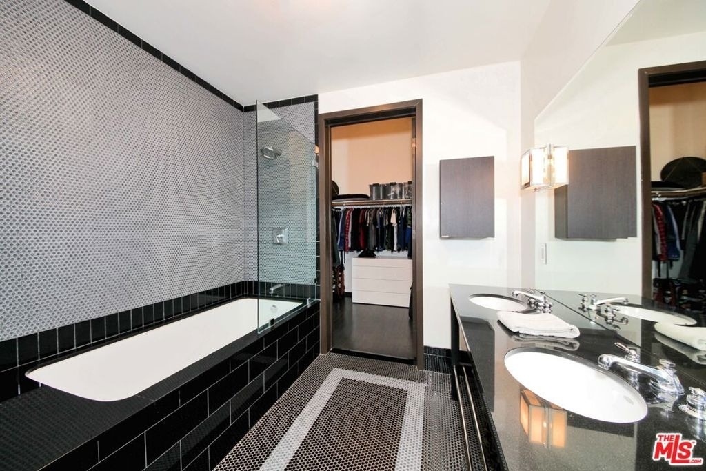 1645 N Vine Street - Photo 15