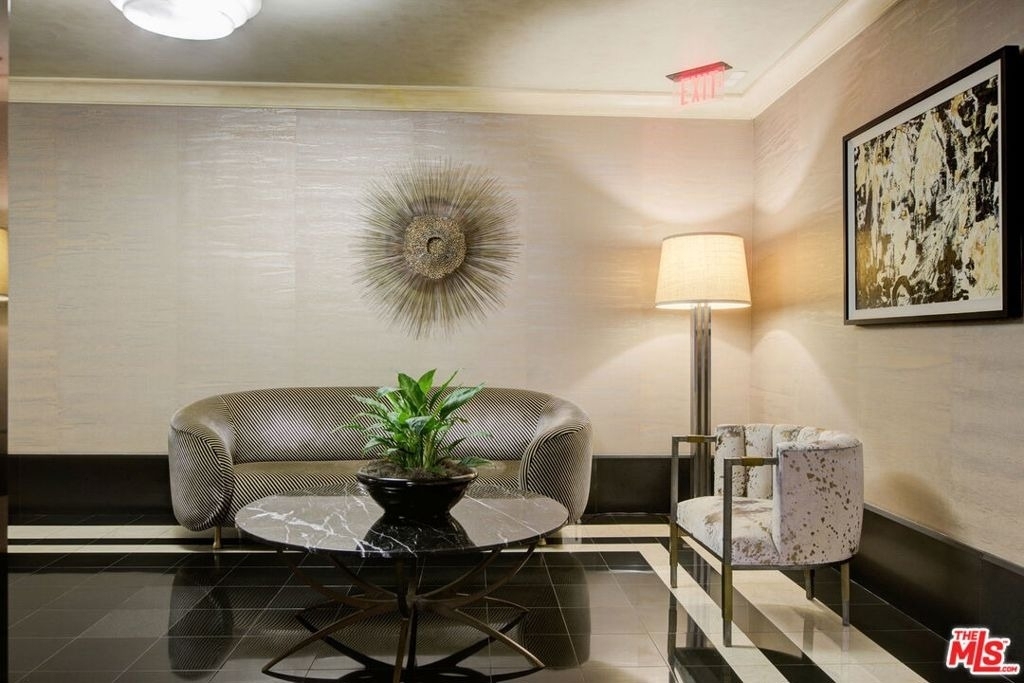 1645 N Vine Street - Photo 7