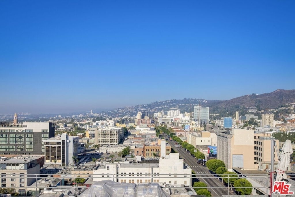 1645 N Vine Street - Photo 31