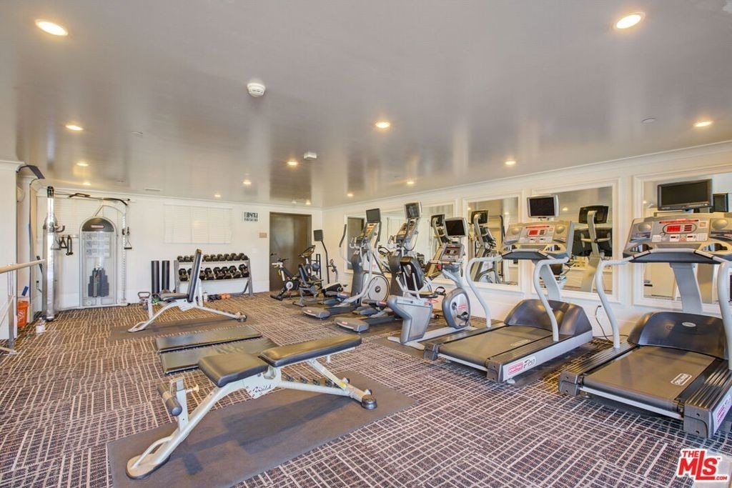 1645 N Vine Street - Photo 43