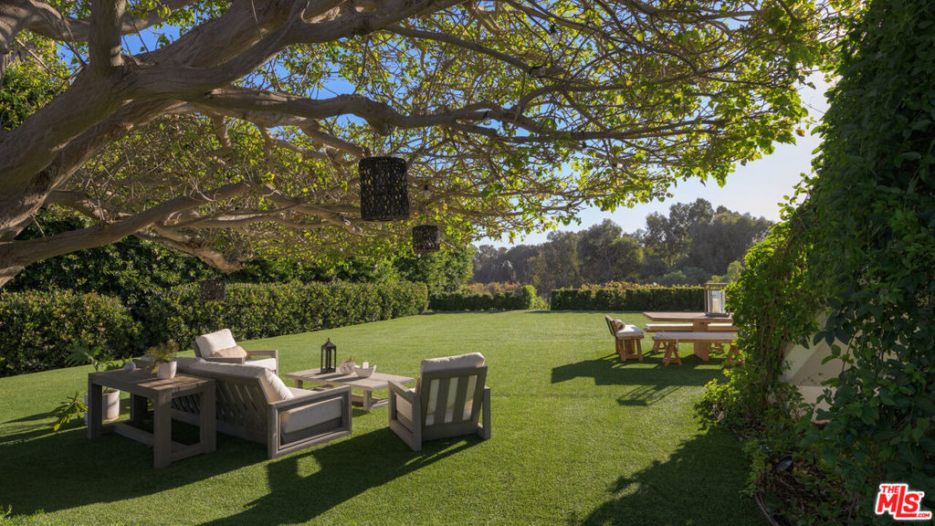 6110 Merritt Drive - Photo 44
