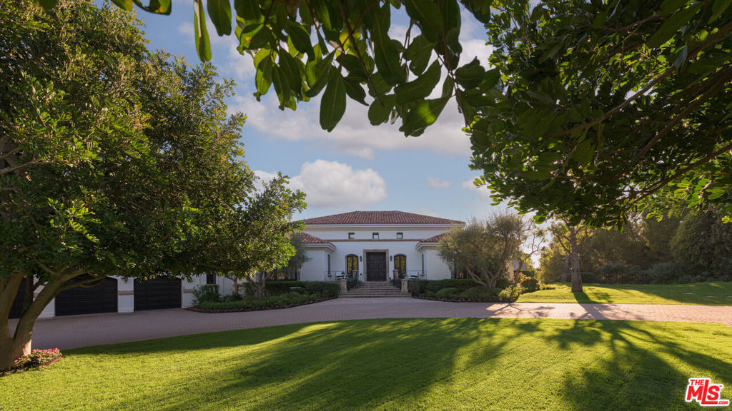 6110 Merritt Drive - Photo 4