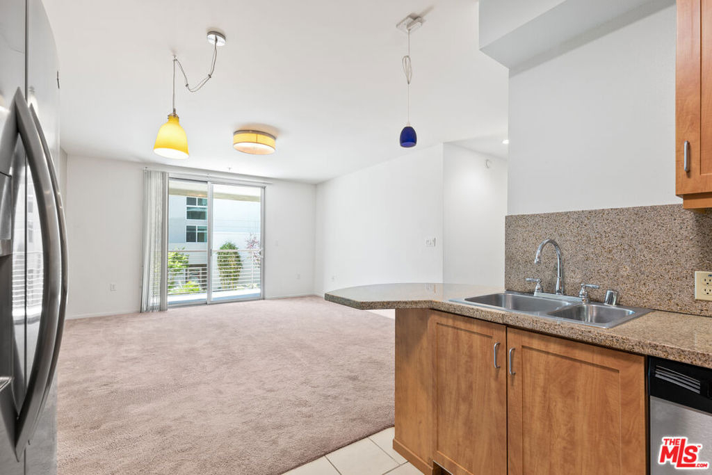 267 S San Pedro Street - Photo 16
