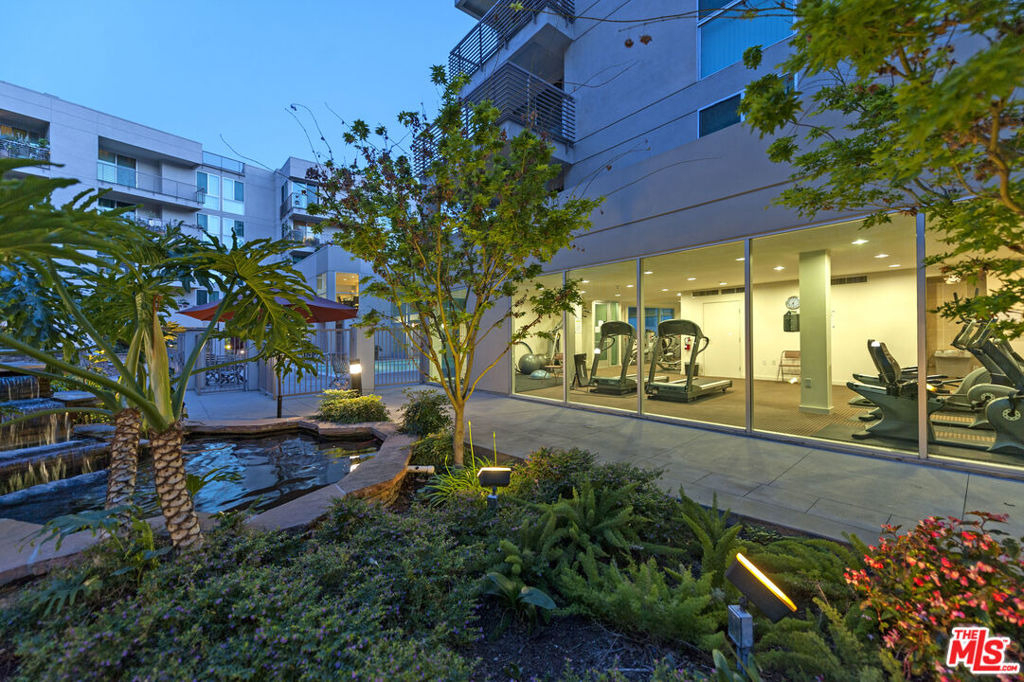 267 S San Pedro Street - Photo 32