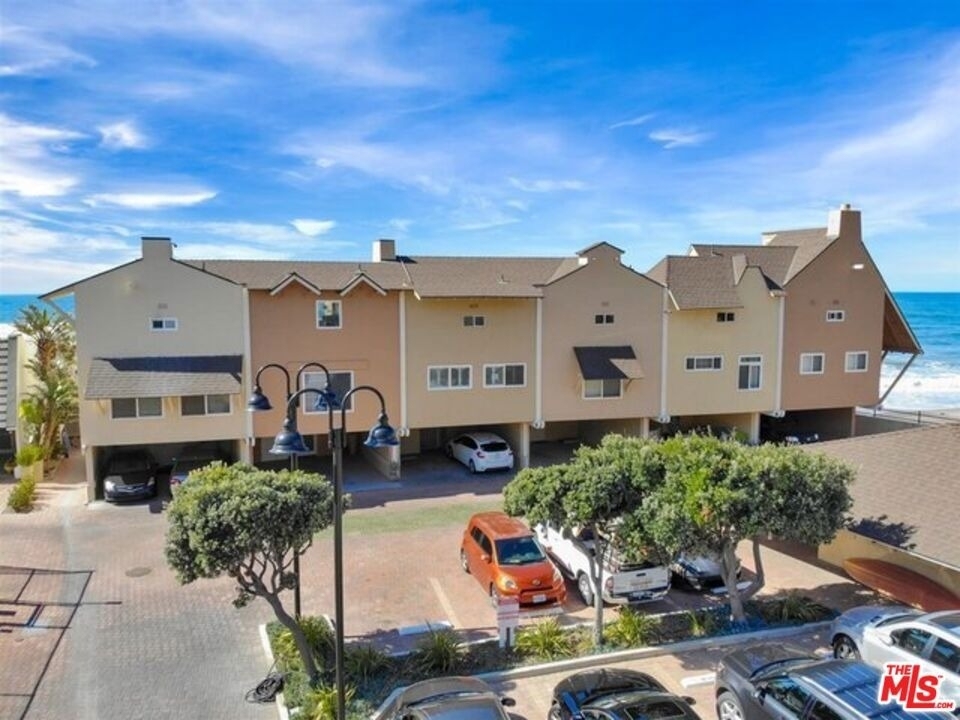 11770 Pacific Coast Highway - Photo 18