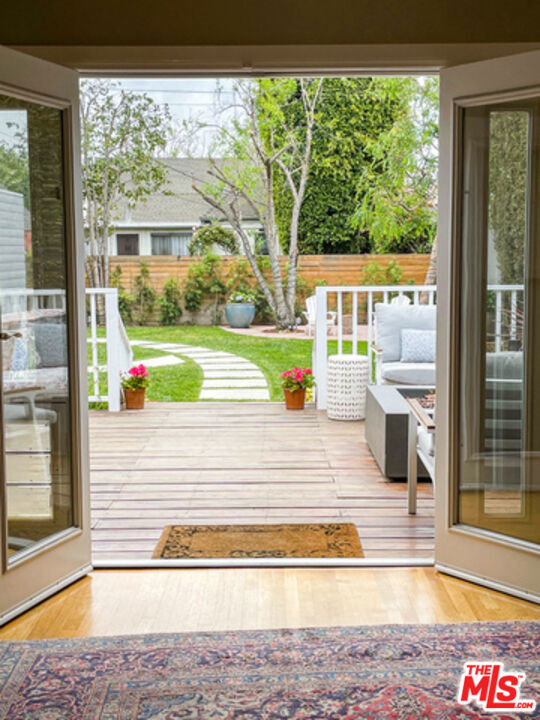 934 S Dunsmuir Avenue - Photo 14