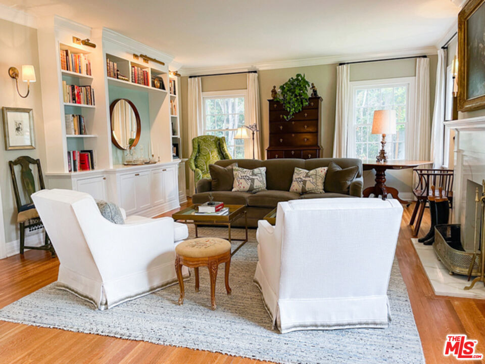934 S Dunsmuir Avenue - Photo 3