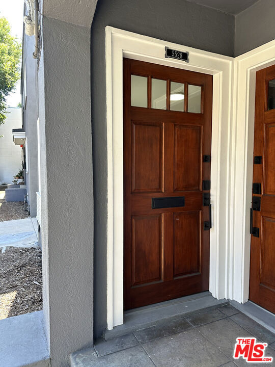 5528 Franklin Avenue - Photo 1