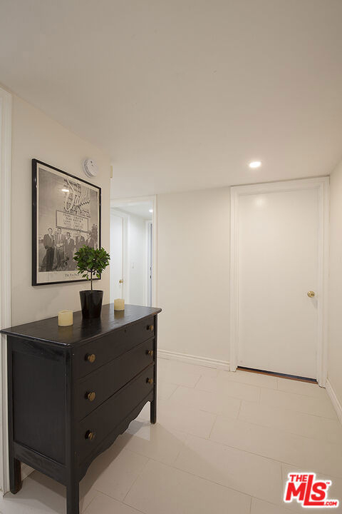 6708 Hillpark Drive - Photo 4