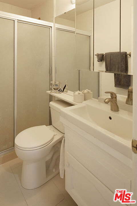 6708 Hillpark Drive - Photo 11