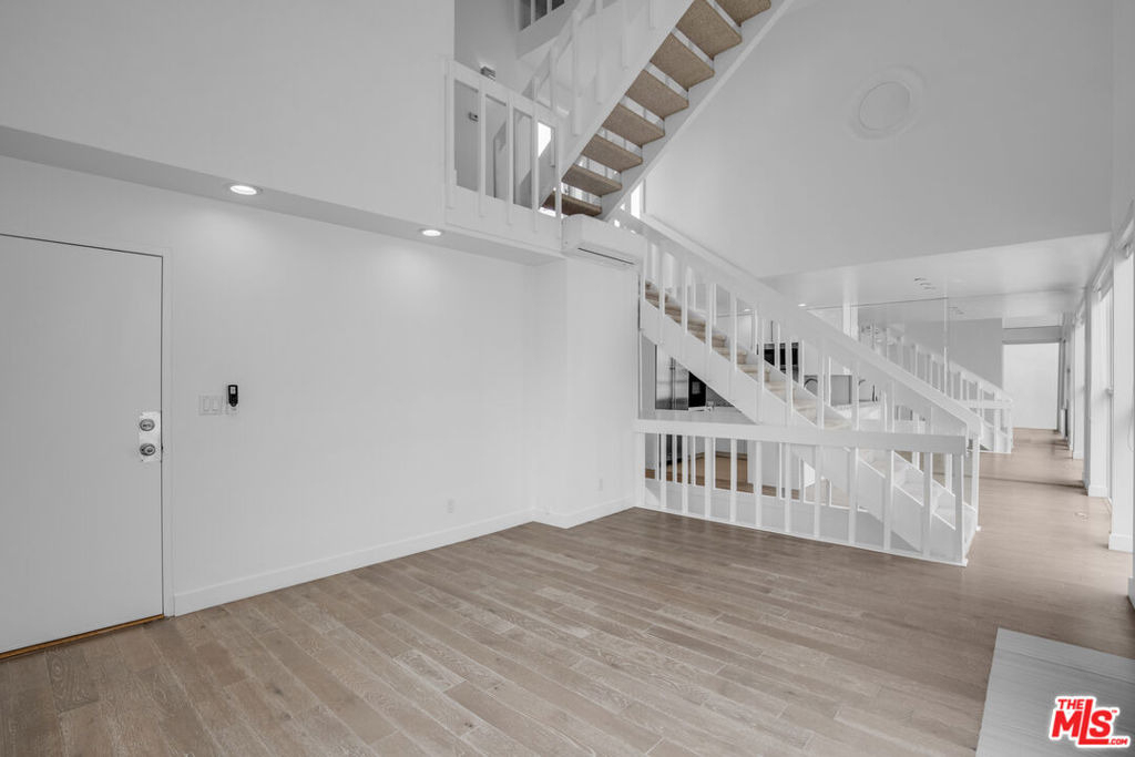 1 Ironsides Street - Photo 2