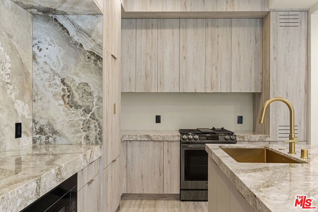 1021 N Ogden Drive - Photo 3
