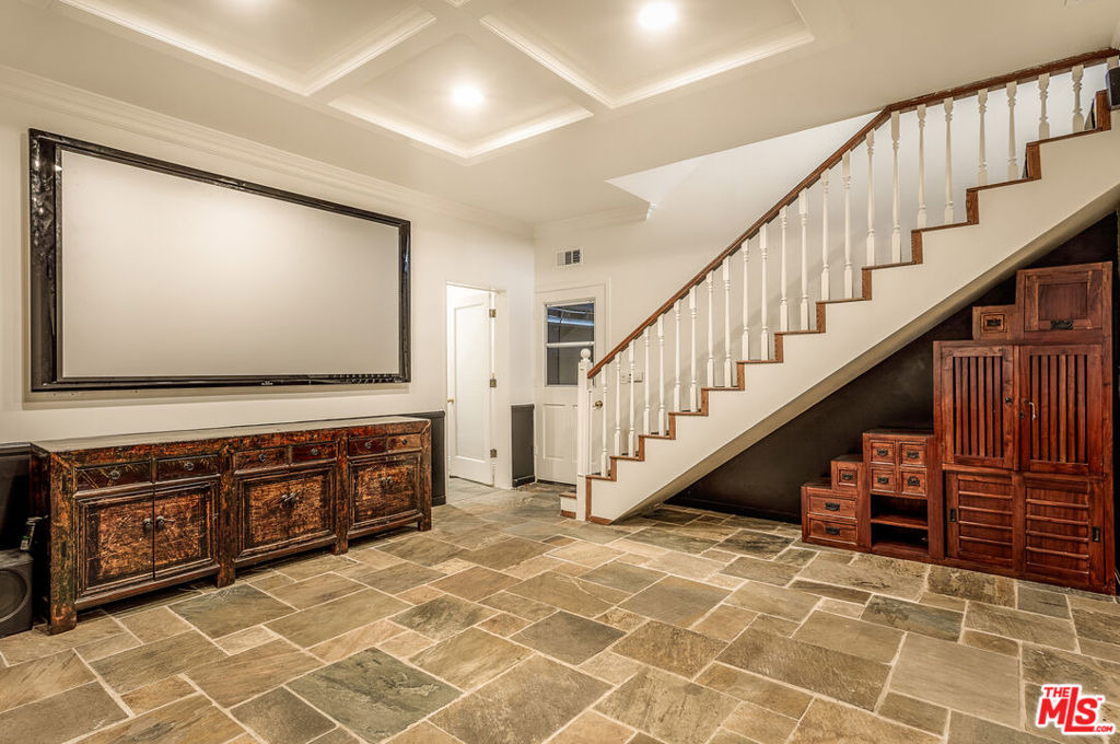 353 N Gunston Drive - Photo 13