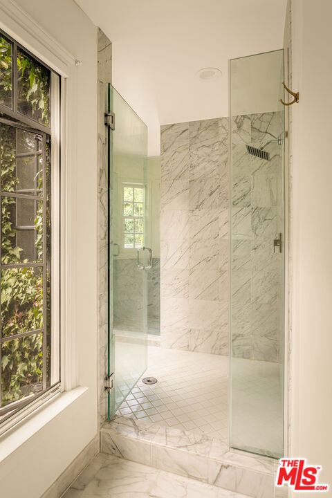 353 N Gunston Drive - Photo 22