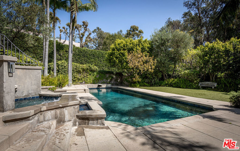 353 N Gunston Drive - Photo 34