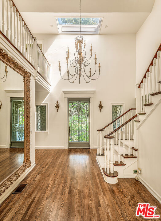 353 N Gunston Drive - Photo 5