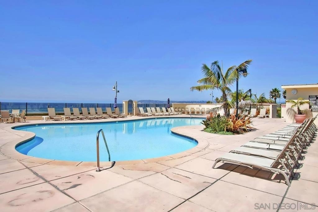 1710 Avenida Del Mundo - Photo 15