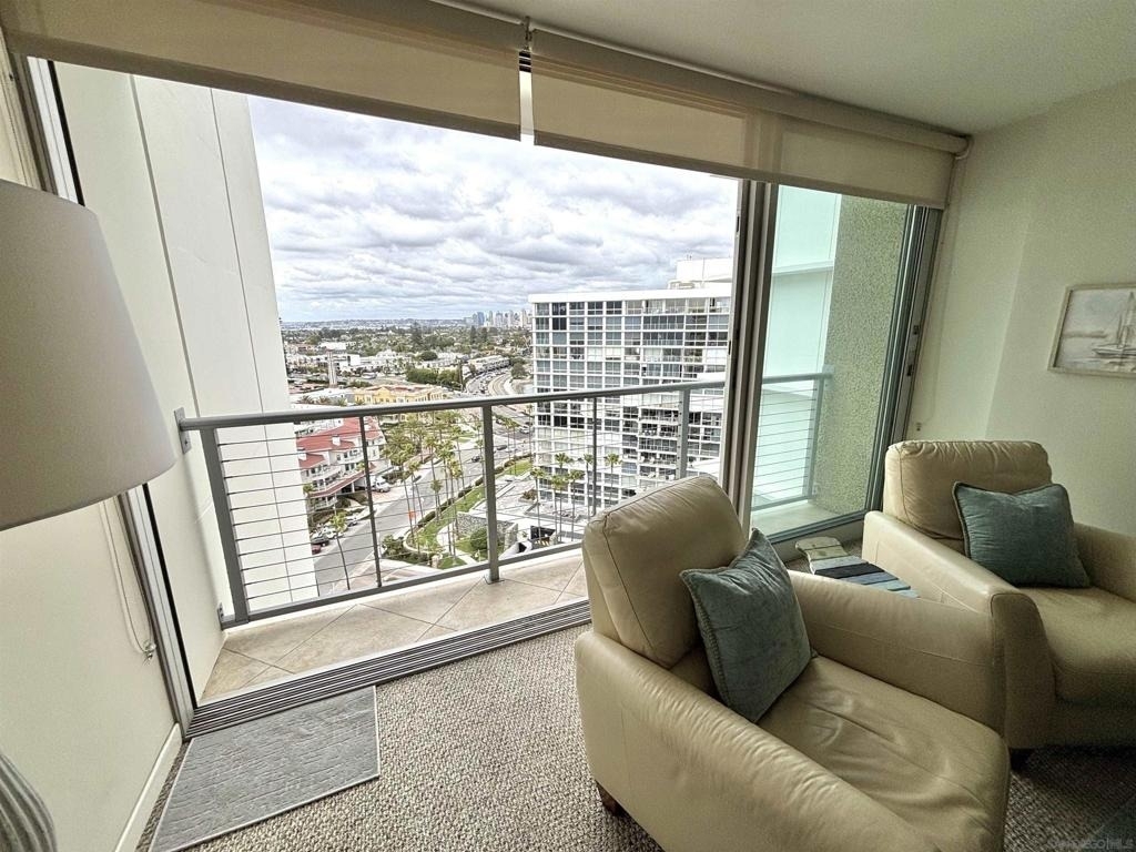 1720 Avenida Del Mundo - Photo 7