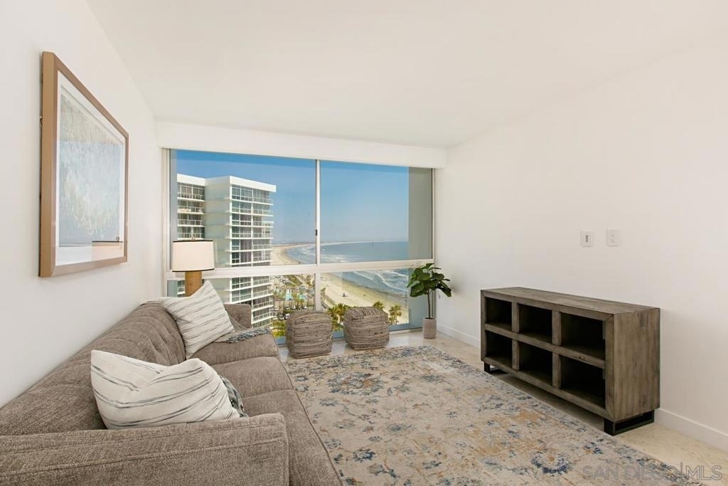 1760 Avenida Del Mundo - Photo 6