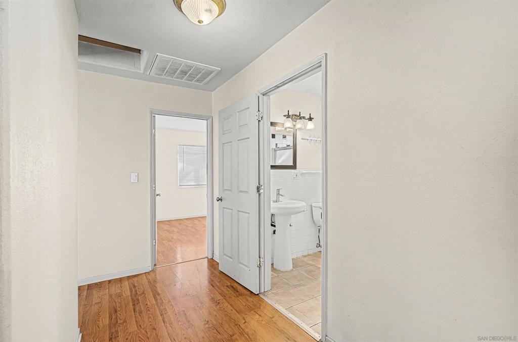 4397 Swift Ave - Photo 3