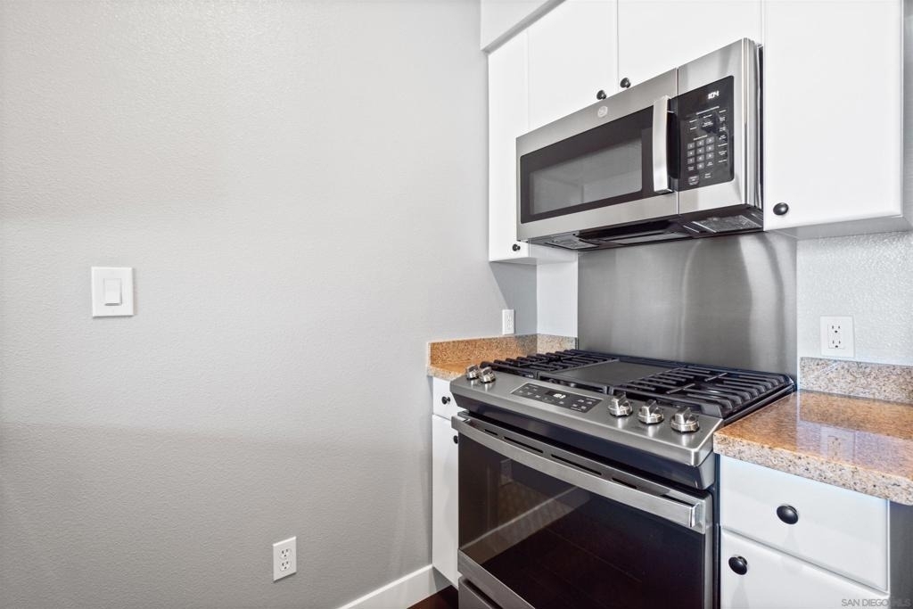 445 Island Ave - Photo 15