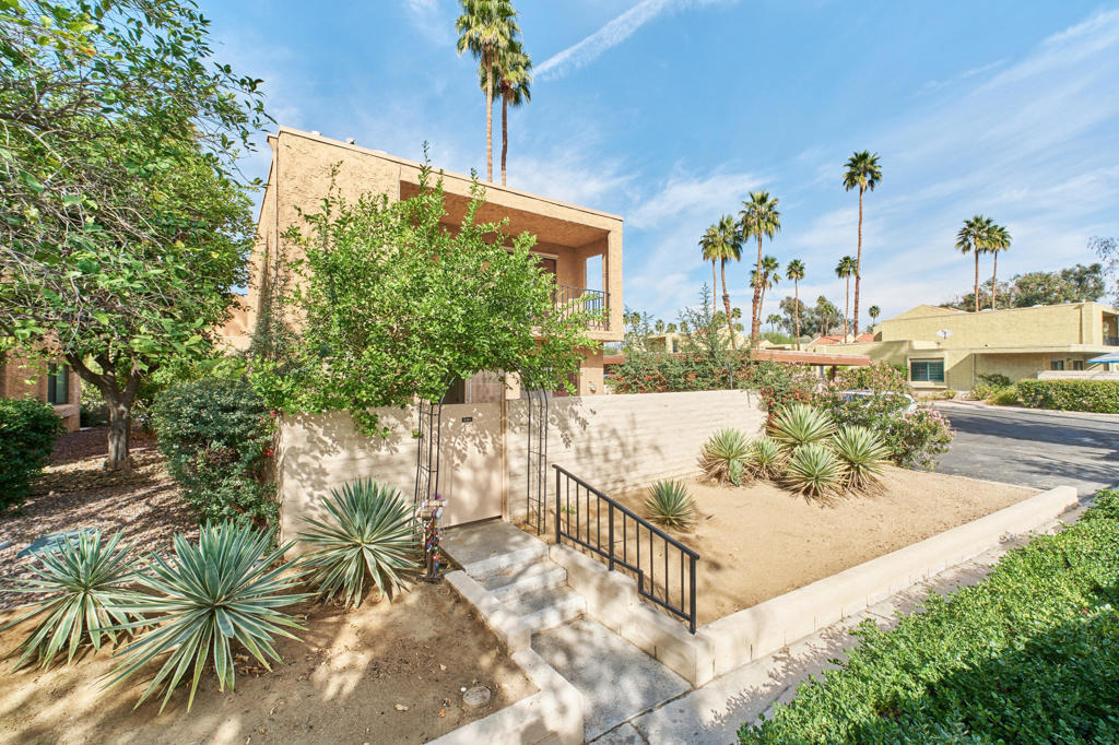 2420 Los Coyotes Drive - Photo 29