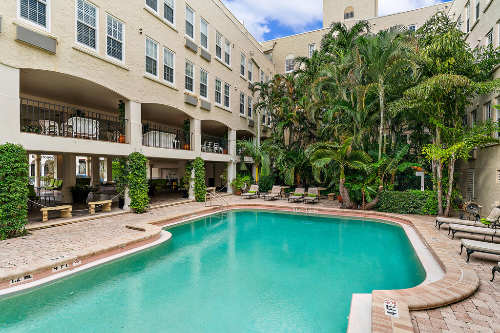 235 Sunrise Avenue - Photo 24