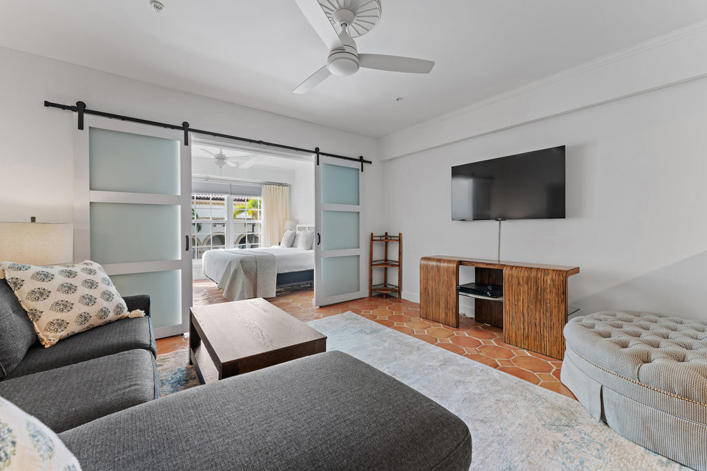 235 Sunrise Avenue - Photo 1