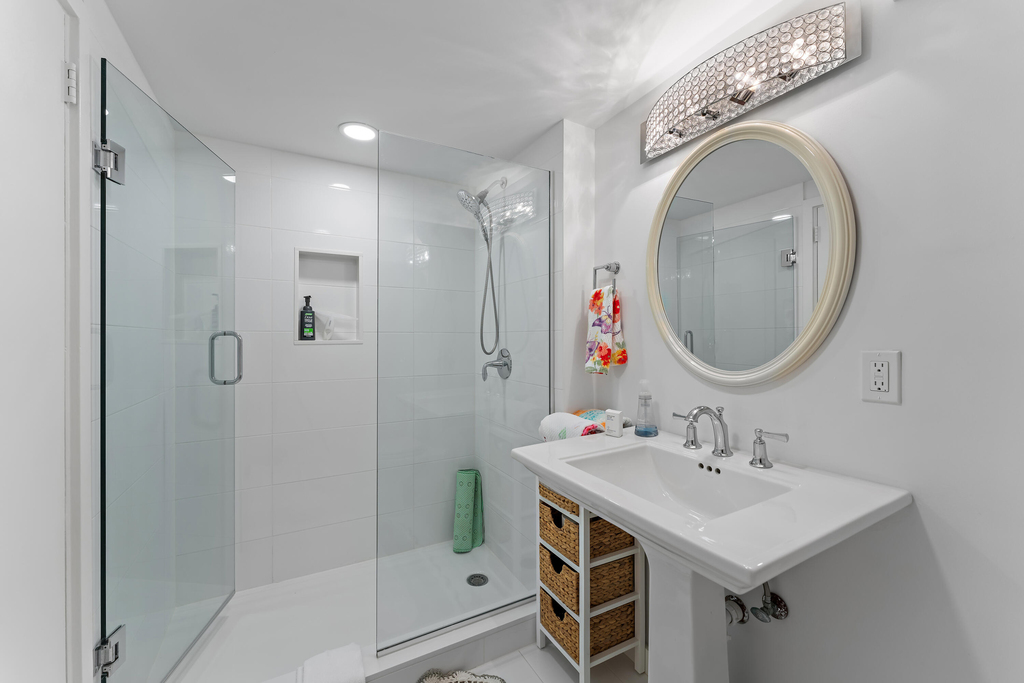 235 Sunrise Avenue - Photo 10