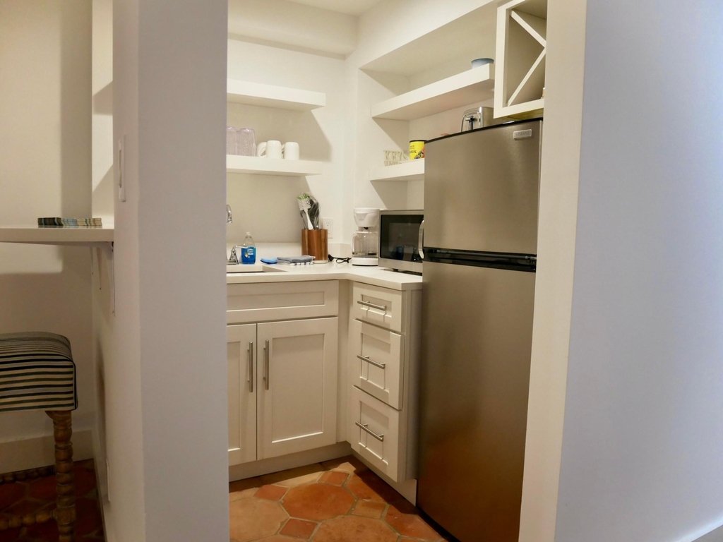 235 Sunrise Avenue - Photo 20