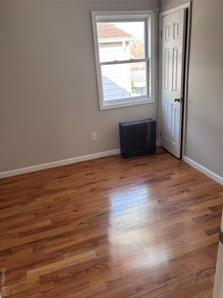11521 222nd Street - Photo 4
