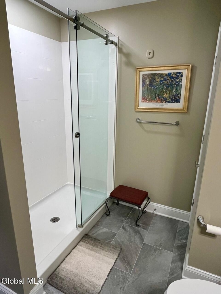 77 Van Dam Street - Photo 10