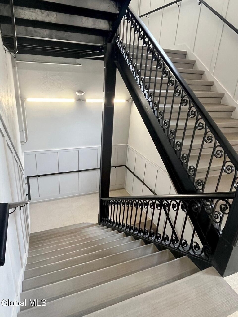 77 Van Dam Street - Photo 13