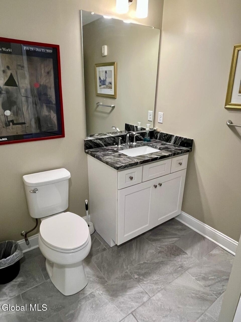 77 Van Dam Street - Photo 9