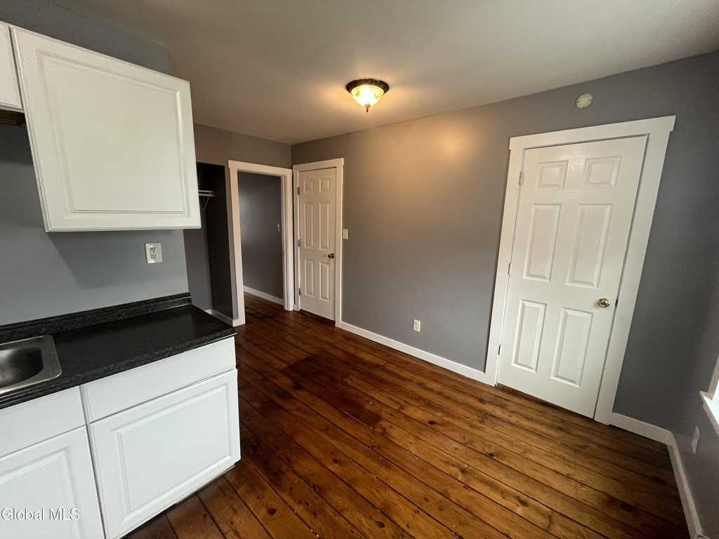 1643 1st Street - Photo 3