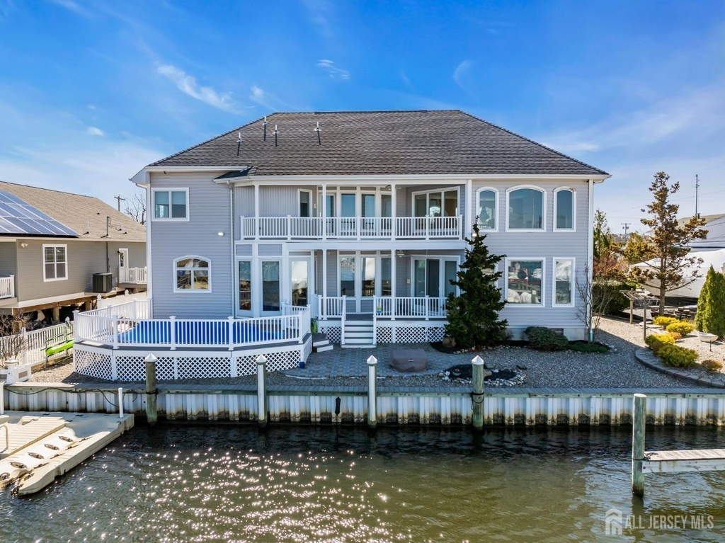 3110 Windsor Avenue - Photo 3