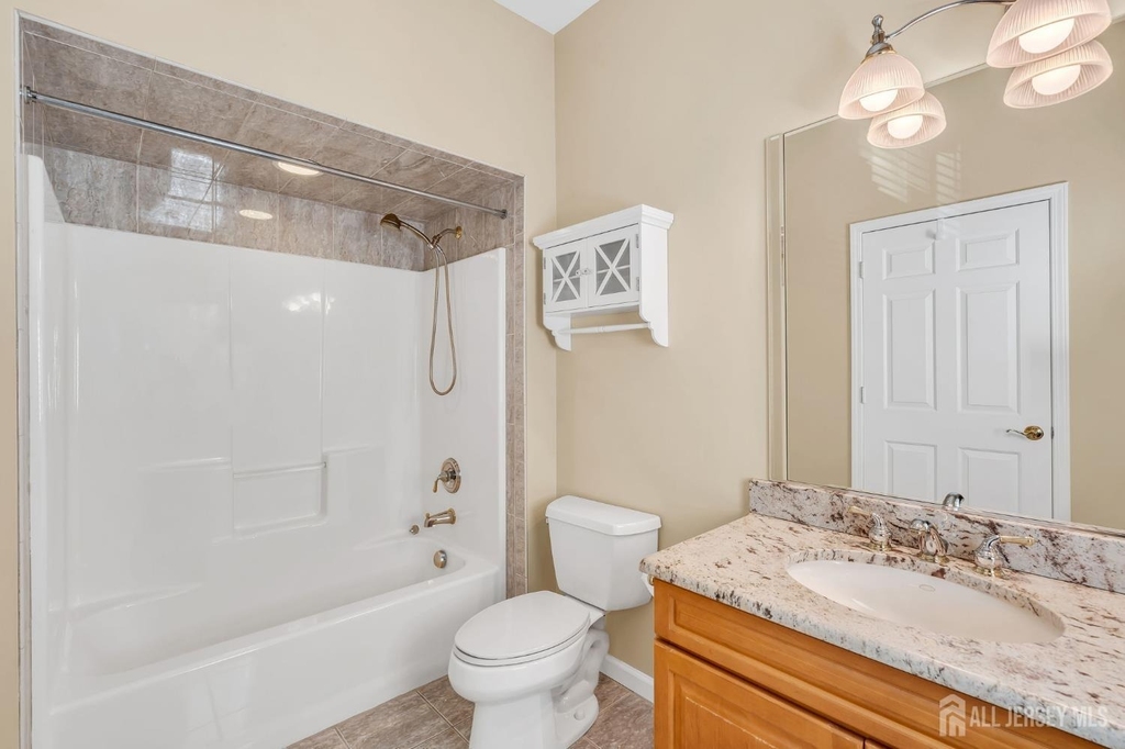 3110 Windsor Avenue - Photo 40